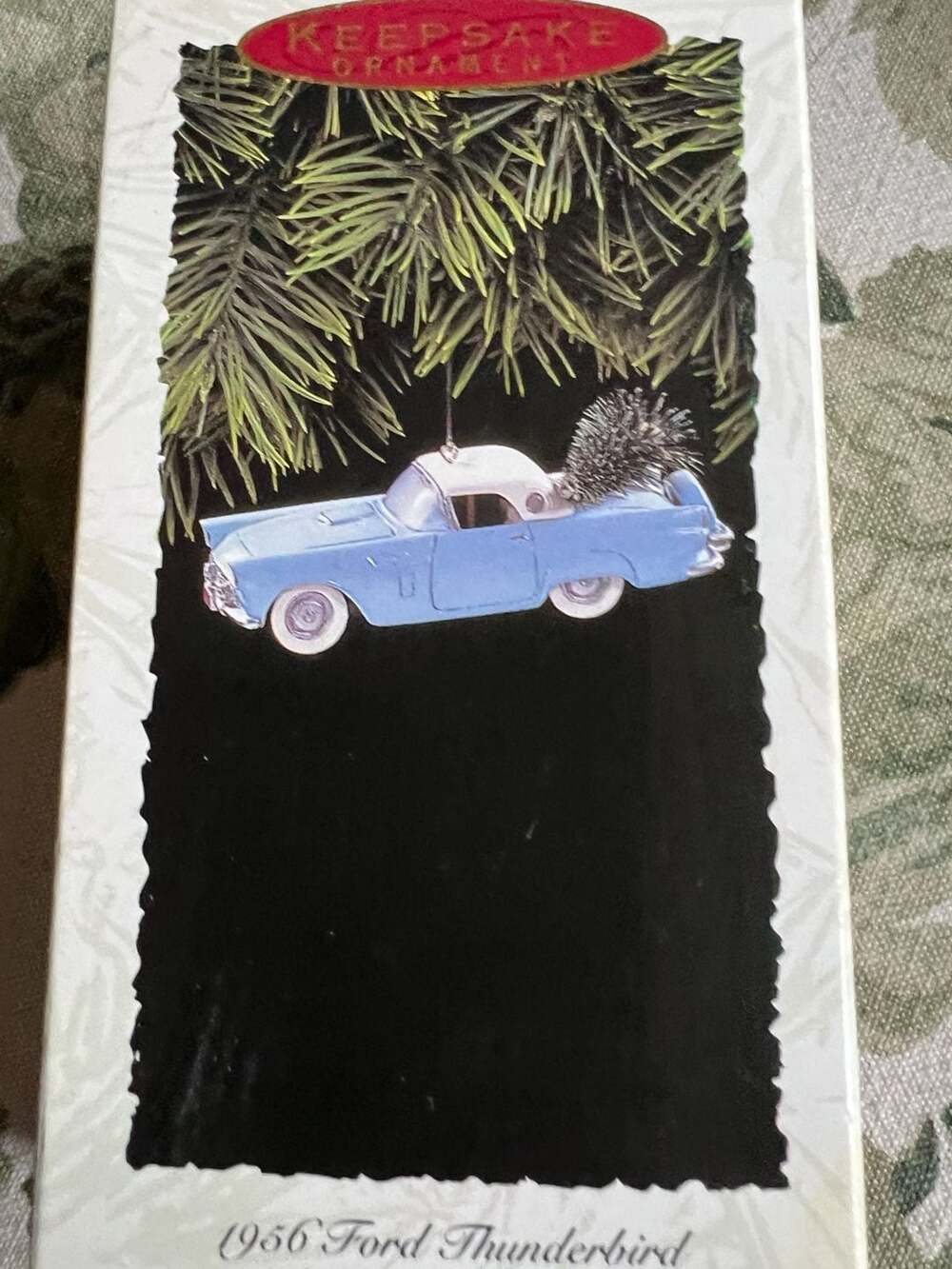 Hallmark Keepsake Ornament 1956 Ford Thunderbird Classic American Cars Series 19